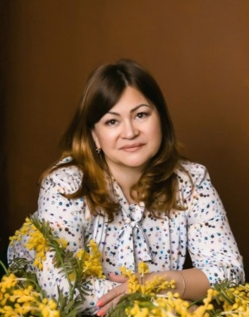 Томина Юлия Валерьевна.